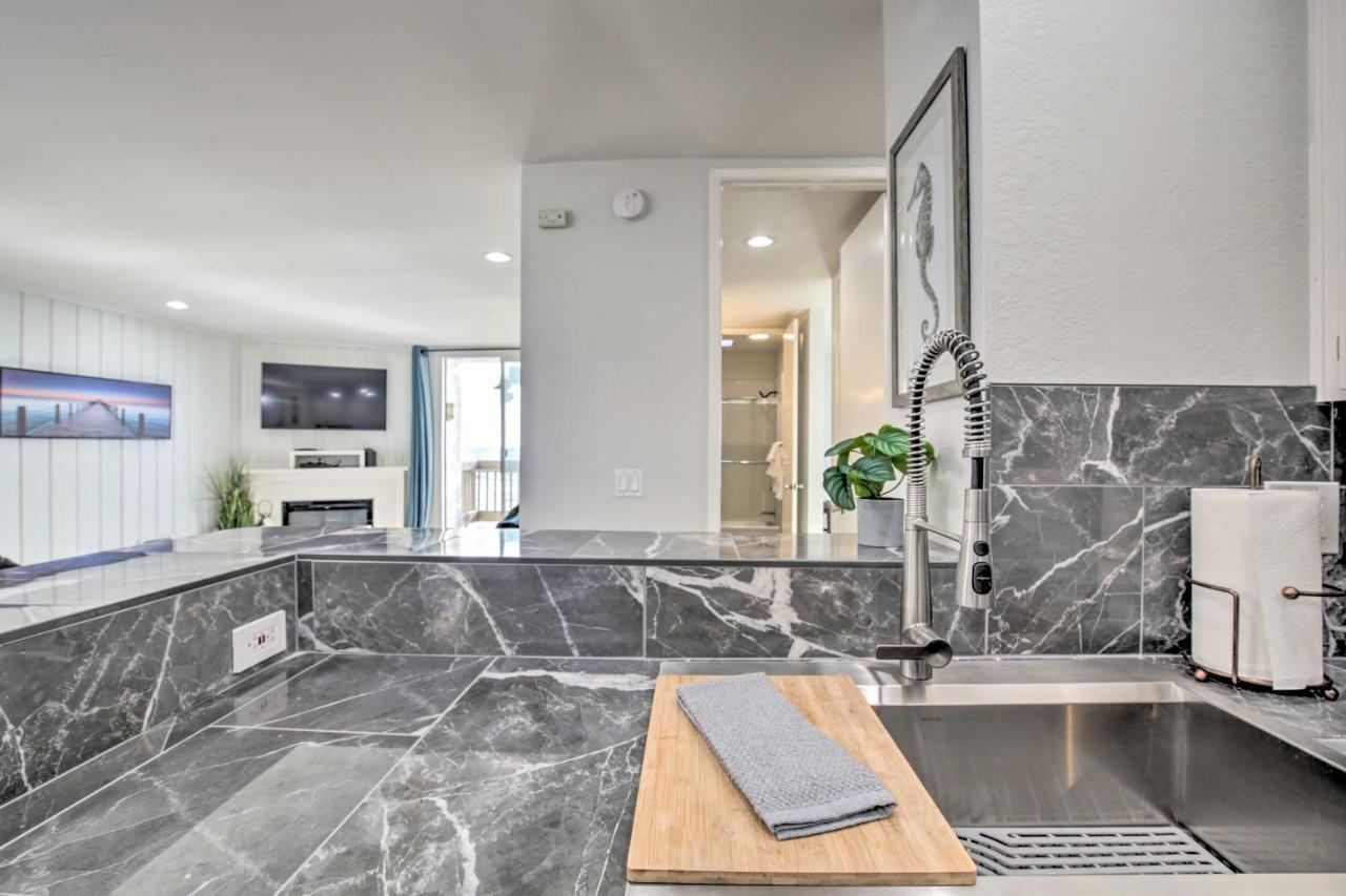 Charming Oceanside Condo With Beach And Pool Access! Exterior photo